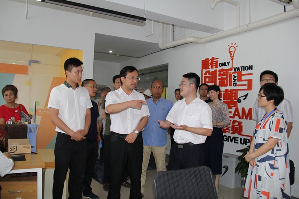 �_(t��i)������ί��ί�������L(zh��ng)�Ǻ�һ�Ѕ��^�������_(t��i)�����Ї�(gu��)��܇��Ʒ��