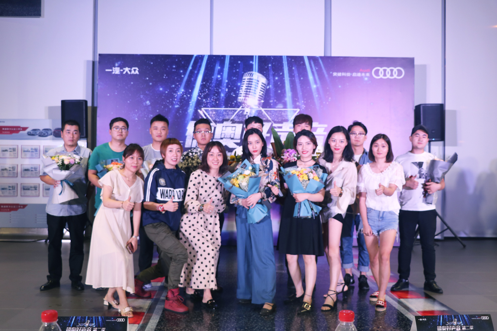 ���ݵW�����質��ِ�A�M��Ļ