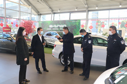 �����й����^(q��)ί��ί�����־־��L(zh��ng)����܊һ���I(l��ng)��(d��o)�W�R���ݵW�M(j��n)����I(y��)��(f��)���P(gu��n)�����L